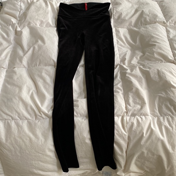 SPANX Black Velvet Leggings Size Small (S) - Picture 2 of 4